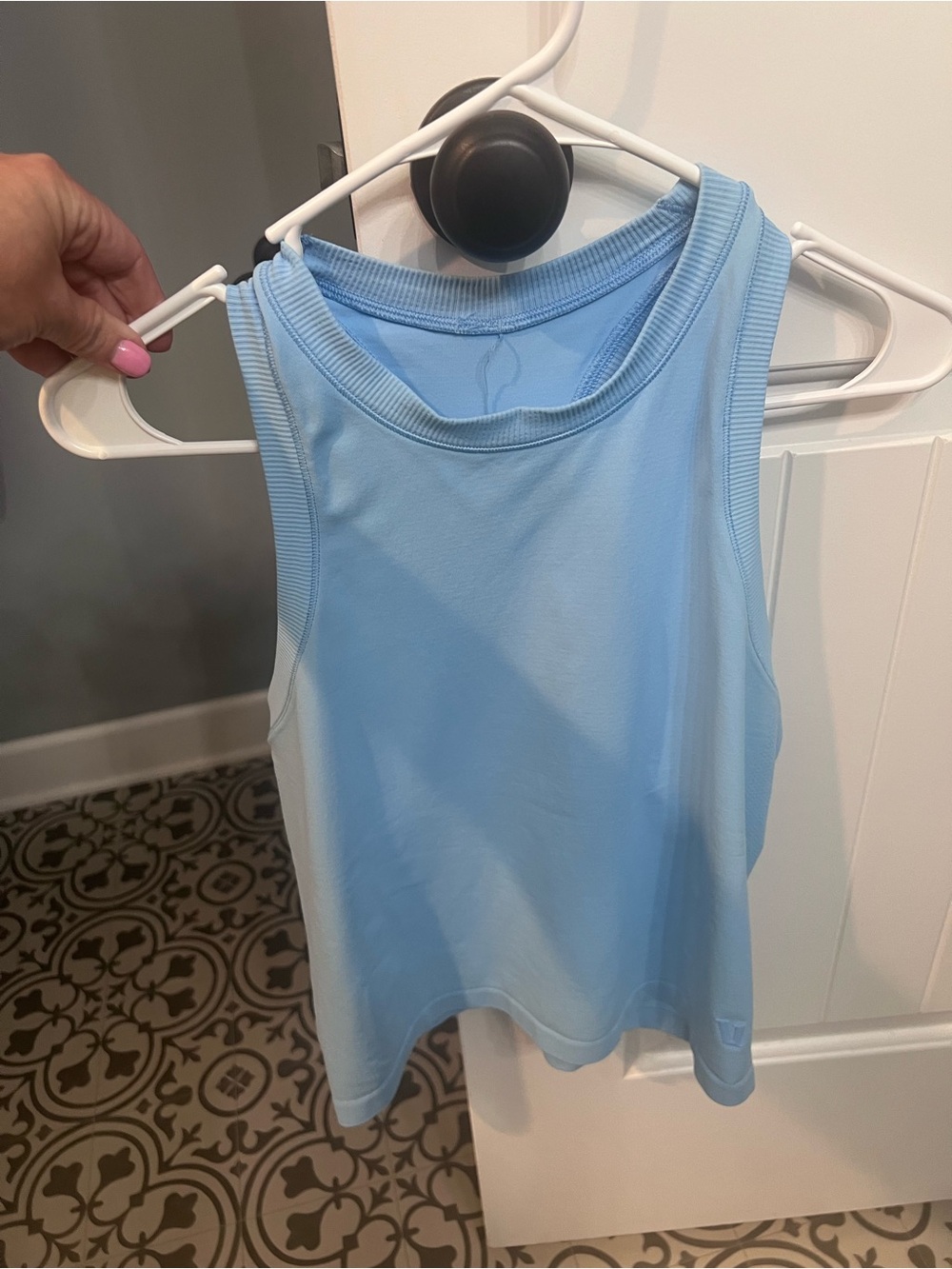 Vuori surge seamless tank